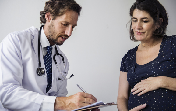 Healthworker and lady